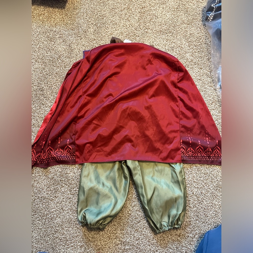 Disney’s Raya Costume Set - Picture 3 of 10